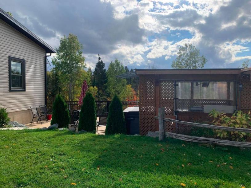 La Spacieuse Riverstone Citq3O1849 Saint Pierre de Broughton Bagian luar foto
