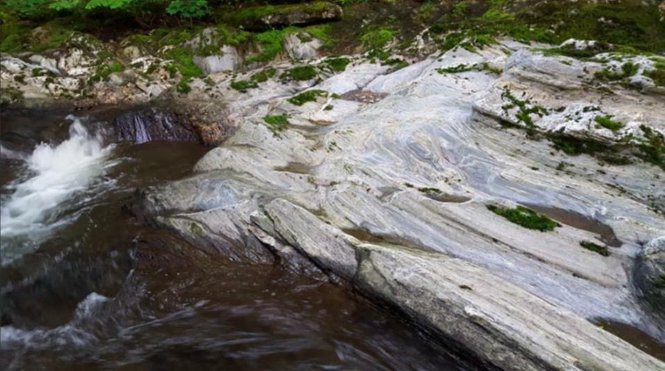 La Spacieuse Riverstone Citq3O1849 Saint Pierre de Broughton Bagian luar foto
