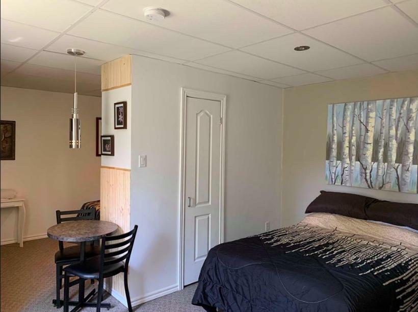 La Spacieuse Riverstone Citq3O1849 Saint Pierre de Broughton Bagian luar foto